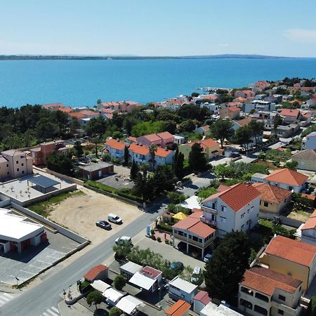 Apartments With A Parking Space Vrsi - Mulo, Zadar - 3276 Buitenkant foto