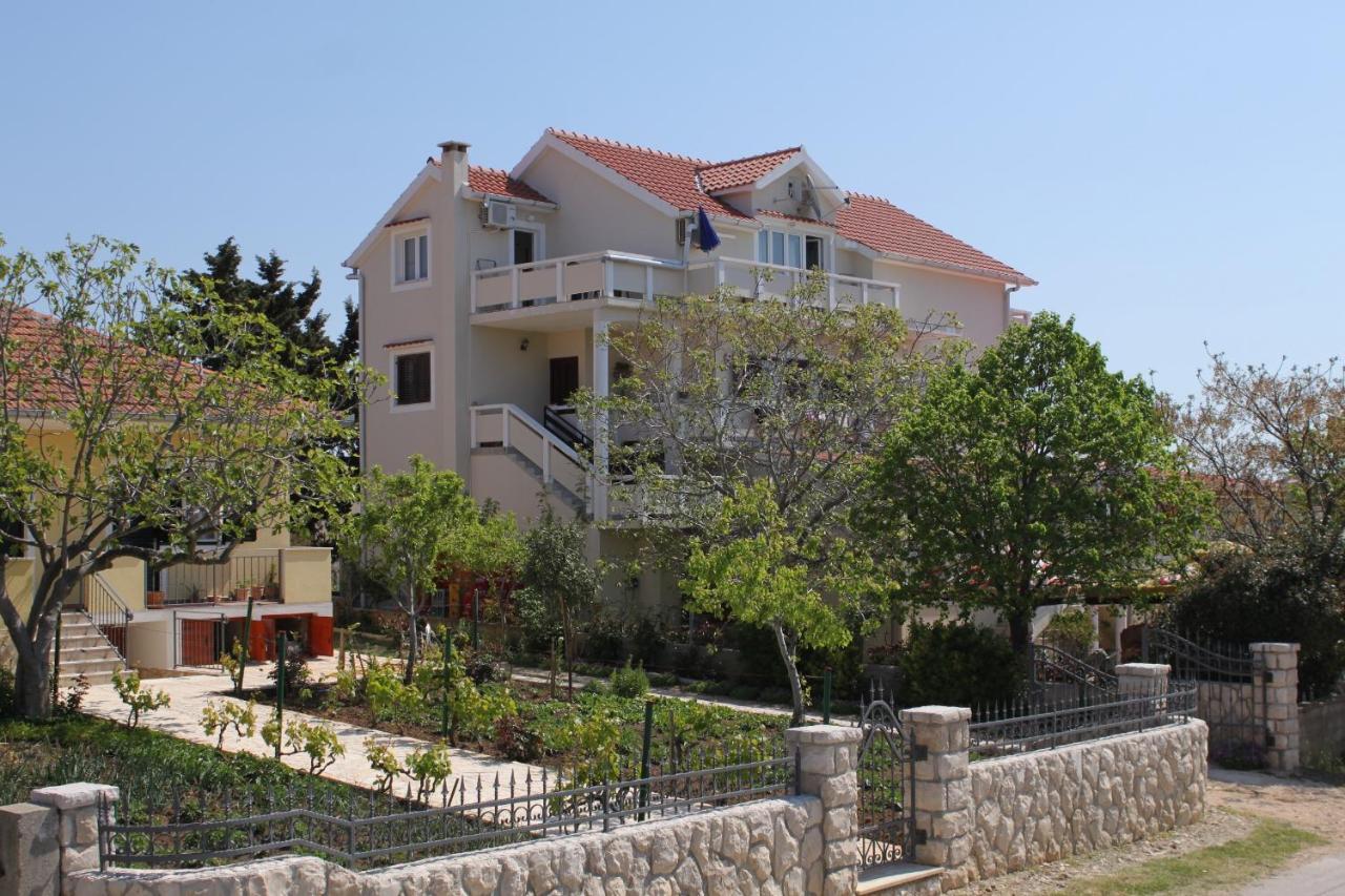 Apartments With A Parking Space Vrsi - Mulo, Zadar - 3276 Buitenkant foto
